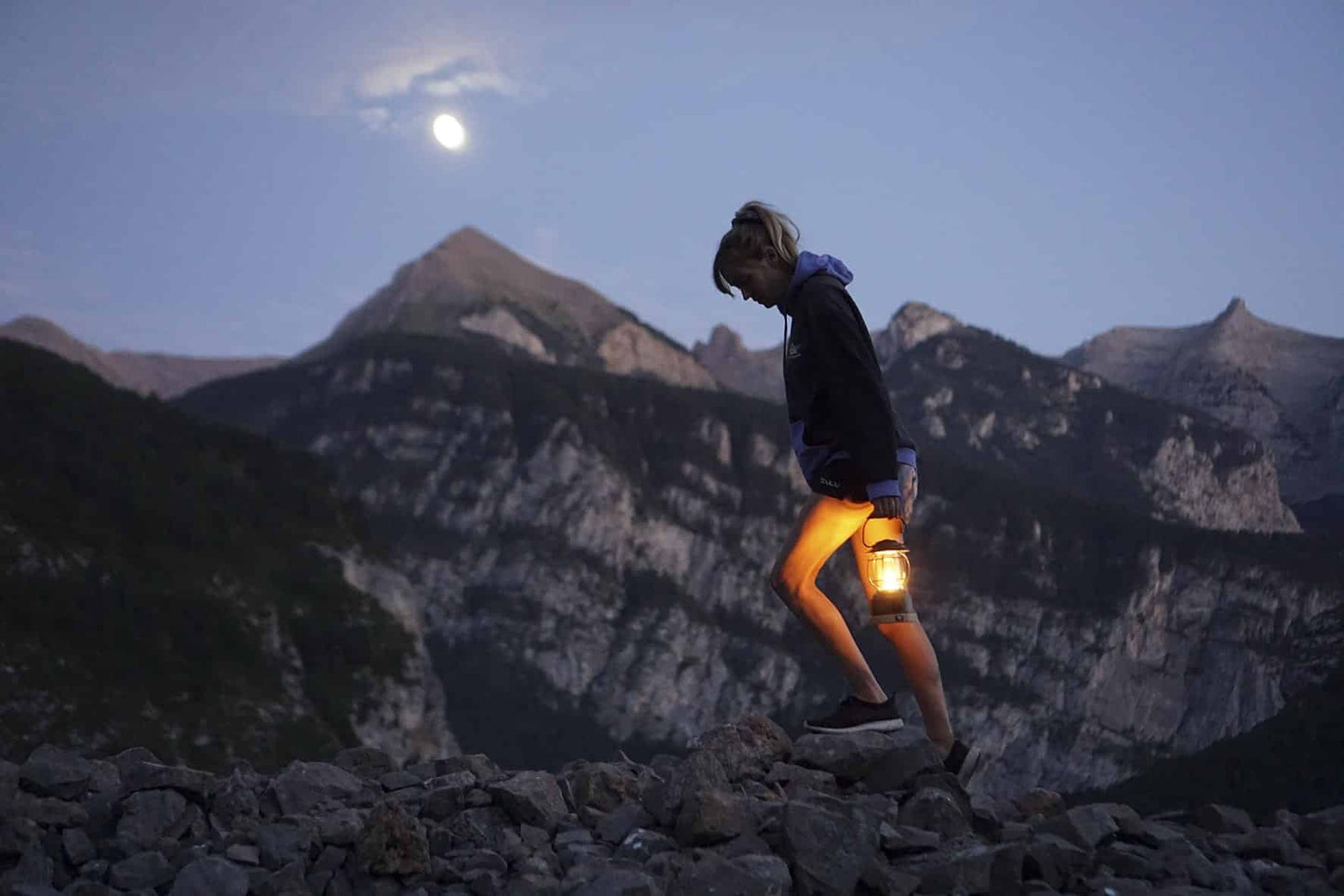 Vickywood camping lamp met powerbank USB- USBC