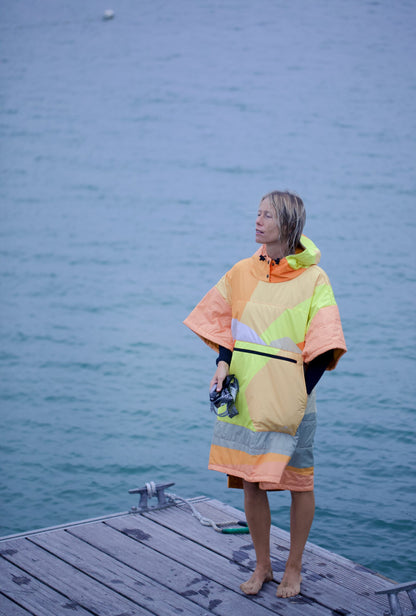 VOITED OUTDOOR PONCHO voor Surfen, Duiken, Camping, Vanlife